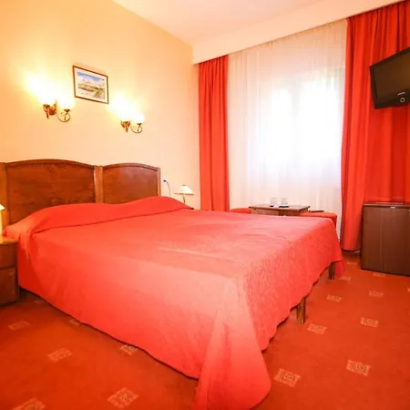 Piatra Craiului Otel 3*